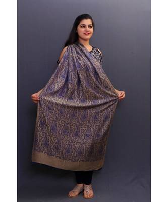 This Delicate Wrap Along With Antique Base Looks Elegant When Team Up With Denims Or Suit. 2
