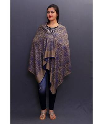 This Delicate Wrap Along With Antique Base Looks Elegant When Team Up With Denims Or Suit. 3
