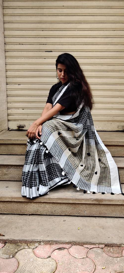 Black woven handloom linen saree with blouse