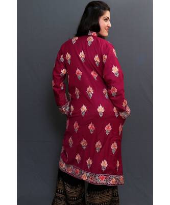 Mauve Colour Kashmiri Aari Work Embroidered Jacket With Beautiful Border And Allover Motifs. 3