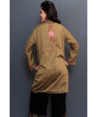 Mud Colour Embroidered Jacket With Beautiful Aari Jaal Gives Attractive Look To The Wearer. 3