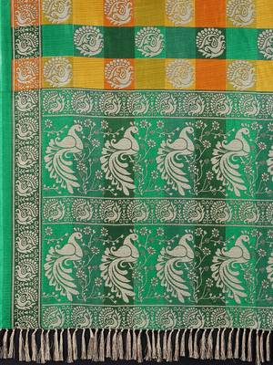 Green Printed Faux Silk Blend Saree With Blouse 4