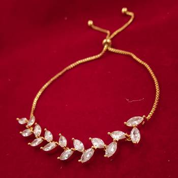 Fashion Collection Gold Plated Charm Bracelet For Women 1
