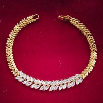 Fashion Collection Gold Plated Charm Bracelet For Women 1