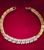 Fashion Collection Gold Plated Charm Bracelet For Women