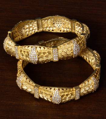 Americal Diamond Embellished Matte Finished Pair of Designer Bangles BD306 1