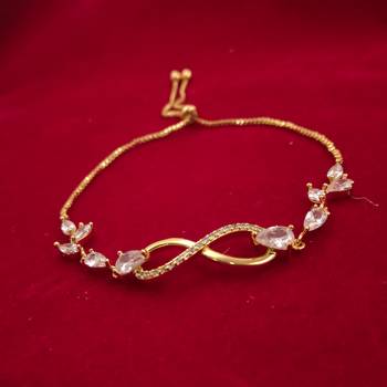 Fashion Collection Gold Plated Charm Bracelet For Women 2