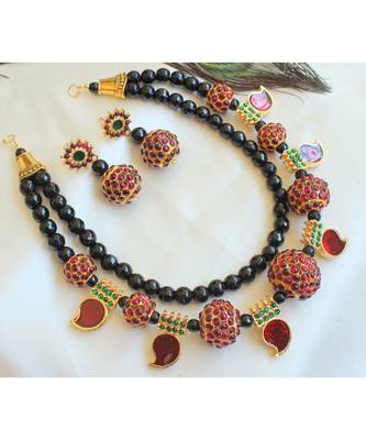 Beautiful Black Agate Green Kemp Rudhra Balls Mango Designer Necklace Set 1