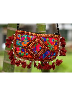Maroon Colored Tasseled Maroon Colored Base Non Adjustable Banjara Sling Bag Pattern 3 1
