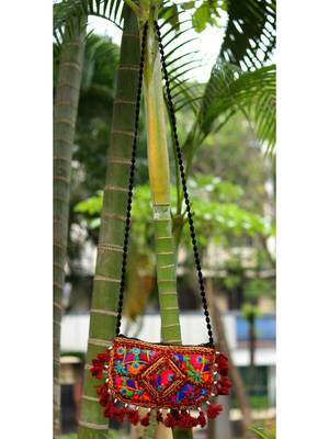Maroon Colored Tasseled Maroon Colored Base Non Adjustable Banjara Sling Bag Pattern 3 3