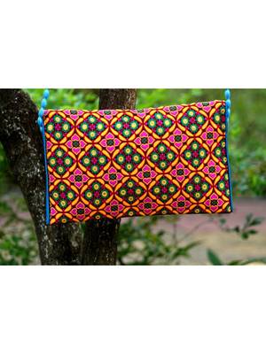 Multicolored Rajasthani Sling Bag With Printed Embroidered Work Pattern 3 2