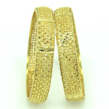 Gold bangles-and-bracelets 1