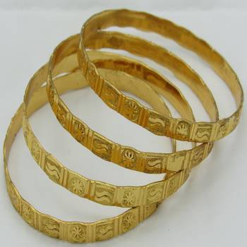 Gold bangles-and-bracelets 3