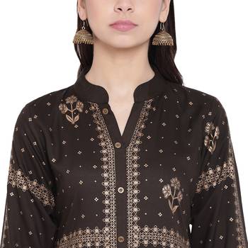 Green printed rayon kurtas-and-kurtis 5