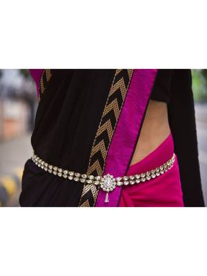 Gold waist-belt 1