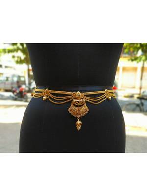 Gold waist-belt 1