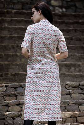 Off White Geometric Print Straight Kurta 3