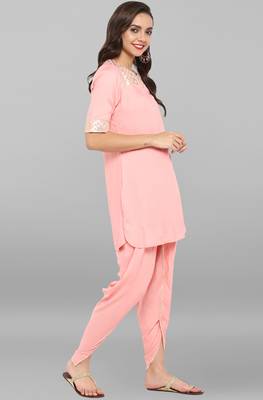 Janasya Pink printed rayon ethnic kurti with dhoti 4