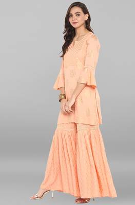 Janasya Peach printed rayon ethnic kurti with sharara 3
