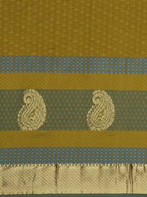 CLASSICATE From The House Of The Chennai Silks Women's Green Kanjivaram Silk Saree With Blouse 3