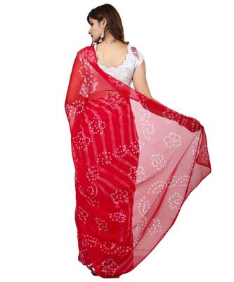 Red plain chiffon saree with blouse 4