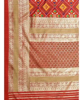 Red printed Silk blend saree with blouse 3