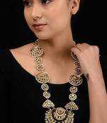 Gold Tone Kundan Inspired Necklace

