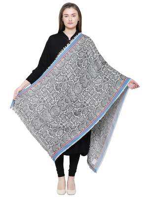 Black and White Cotton Viscose  Animal Woven Design Shawl 3