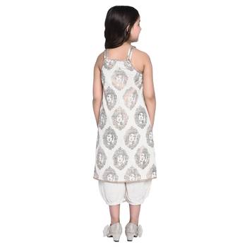 White Printed Cotton Kid Kurti With Payjama 3