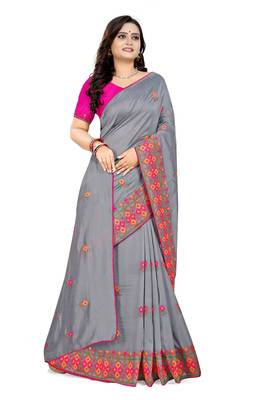 Grey Embroidered Georgette Saree With Blouse 3
