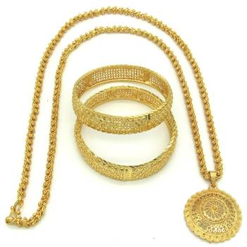 Gold jewellery 1