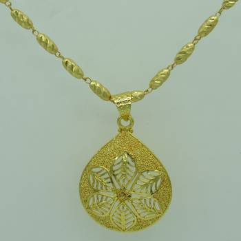 Gold jewellery 3