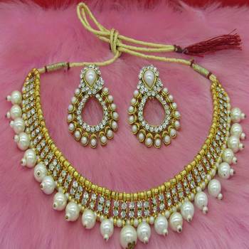 White jewellery 2