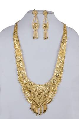 Gold Necklaces 1