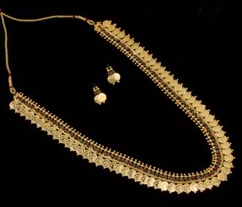 Red Necklaces 3