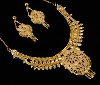 Gold Necklaces 3