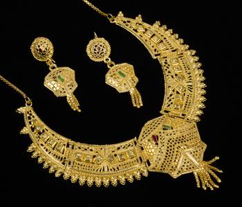 Gold Necklaces 3