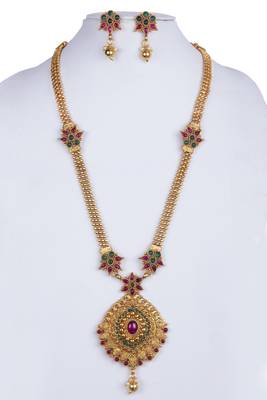 Green Necklaces 1