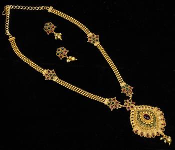 Green Necklaces 2