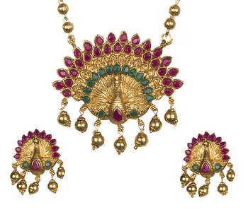 Pink Necklaces 1