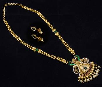 Green Necklaces 3