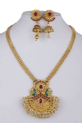 Green Necklaces 1