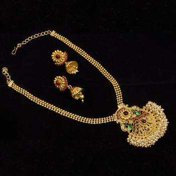 Green Necklaces 2