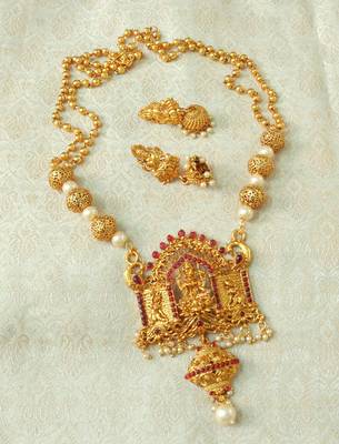 Lalso Designer Temple Jewelry Kempu Long Laxmi Pendant Set - LSLPS03_KP 1