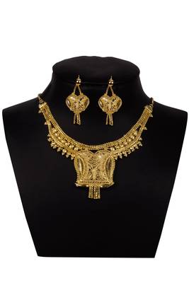 Gold Necklaces 2