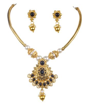 Black Necklaces 1