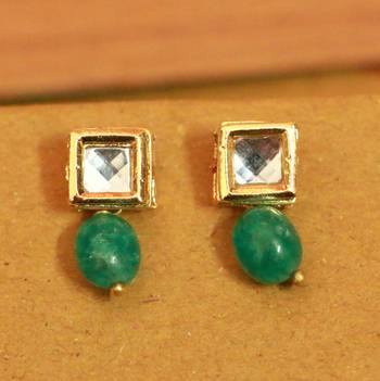 Green Onyx Studs 1