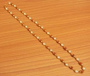 Brown Pearl Necklaces 1