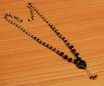 Black swarovski crystal necklaces 1
