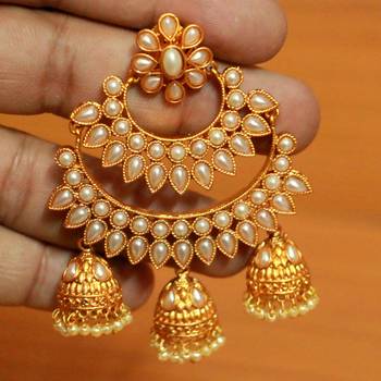 White Pearl Chandbali 2